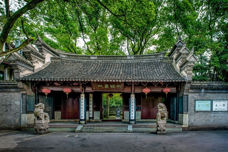 天一閣正門。 天一閣博物院供圖