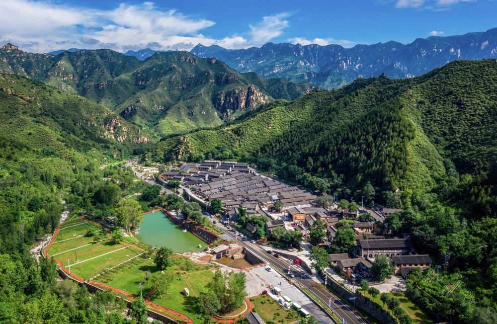 這是2021年7月23日拍攝的河北省阜平縣駱駝灣村景色（無人機照片）。新華社記者 朱旭東 攝