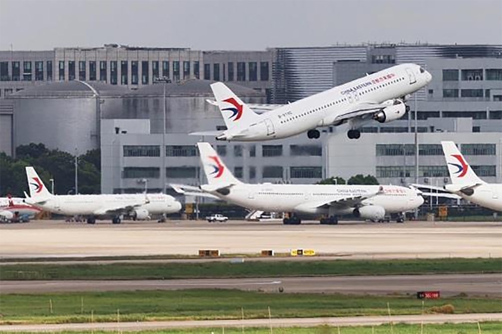 2023年8月2日，東航第二架國產(chǎn)C919大型客機執(zhí)飛滬蓉空中快線。