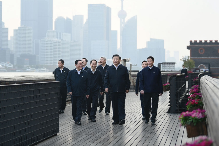 2019年11月2日，習(xí)近平在上海市楊浦區(qū)濱江公共空間楊樹浦水廠濱江段考察。