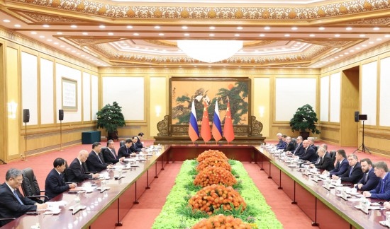 10月18日中午，國家主席習近平在北京人民大會堂同來華出席第三屆“一帶一路”國際合作高峰論壇的俄羅斯總統(tǒng)普京舉行會談。新華社記者 姚大偉 攝