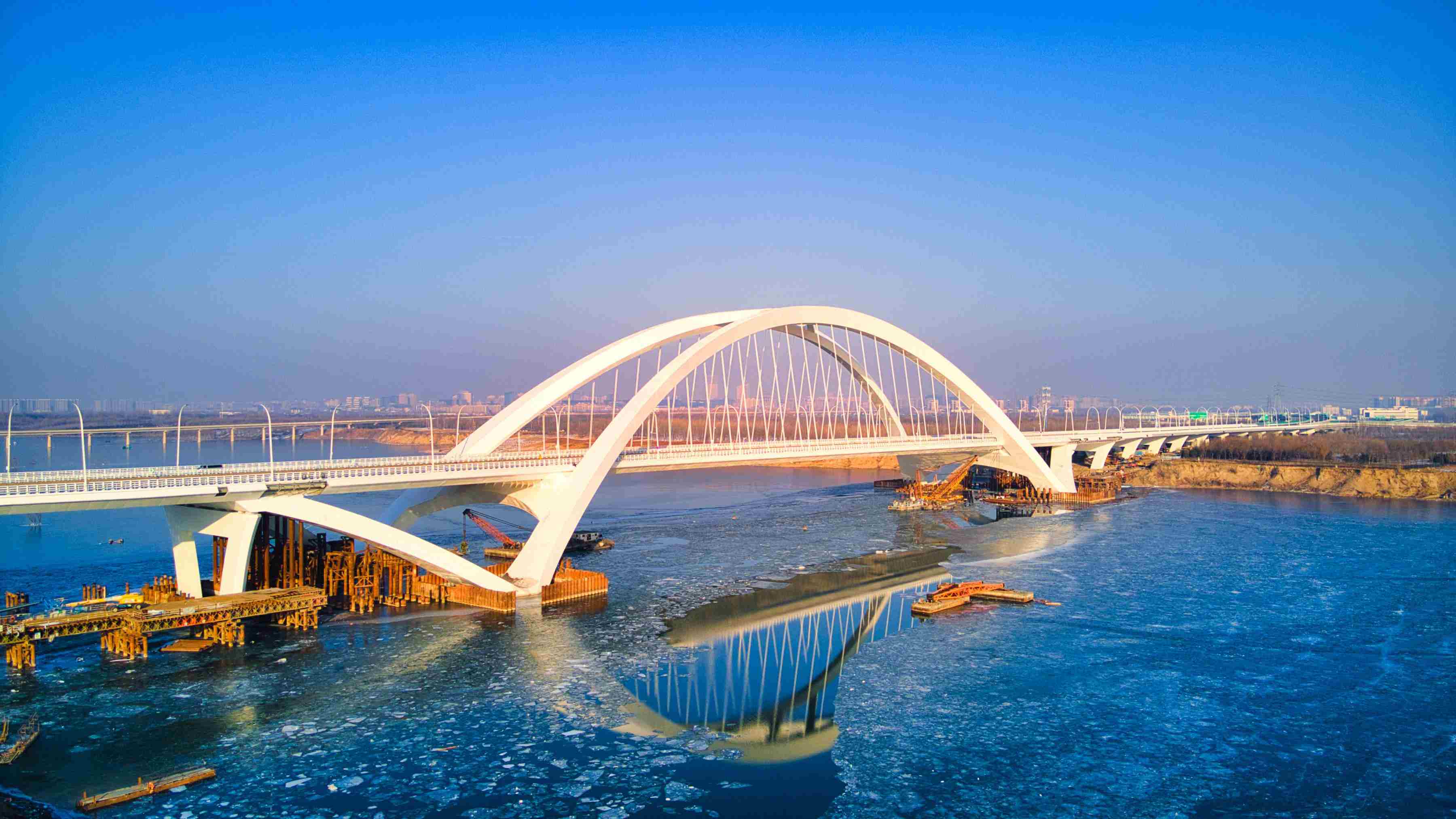 開(kāi)通后的京雄大橋。受訪方供圖