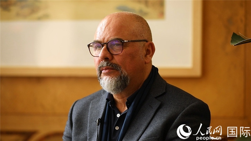 意大利陶瓷城市協(xié)會副會長保羅·馬賽蒂接受人民網(wǎng)專訪。人民網(wǎng) 劉動攝