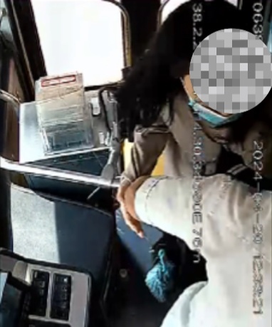 公交車上他一聲大吼！魏杰，好樣的！