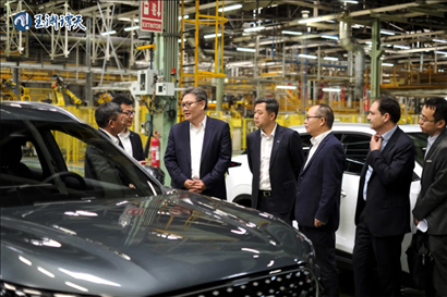 中國商務部部長在西班牙調研