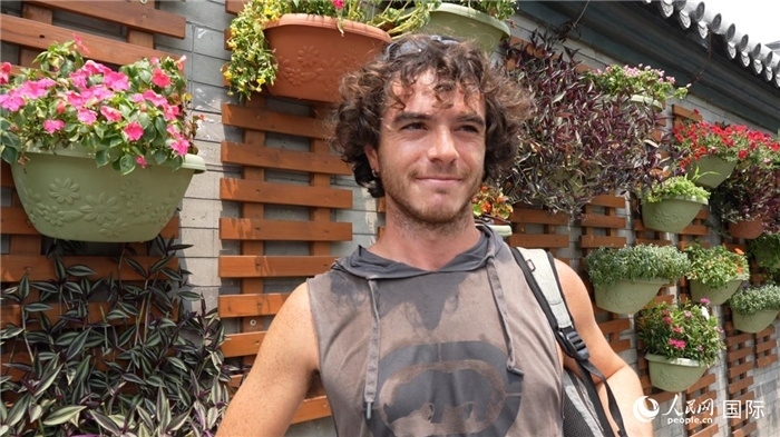 圖為意大利籍游客盧卡·拉·萬科（Luca La Vanco）。人民網(wǎng)記者 吳超嵐攝