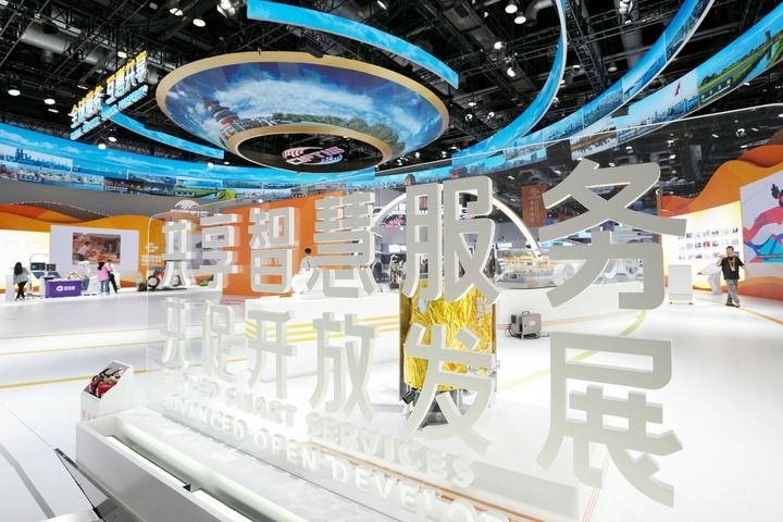 這是2024年9月11日拍攝的國家會議中心內(nèi)景。新華社記者 鞠煥宗 攝