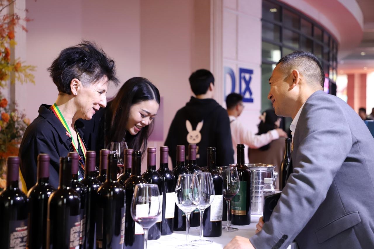 第五屆華僑進口商品博覽會在浙江青田開幕。新華社記者 張曉潔 攝