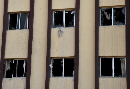 這是11月29日在敘利亞阿勒頗拍攝的一處遭襲建筑。新華社發(fā)