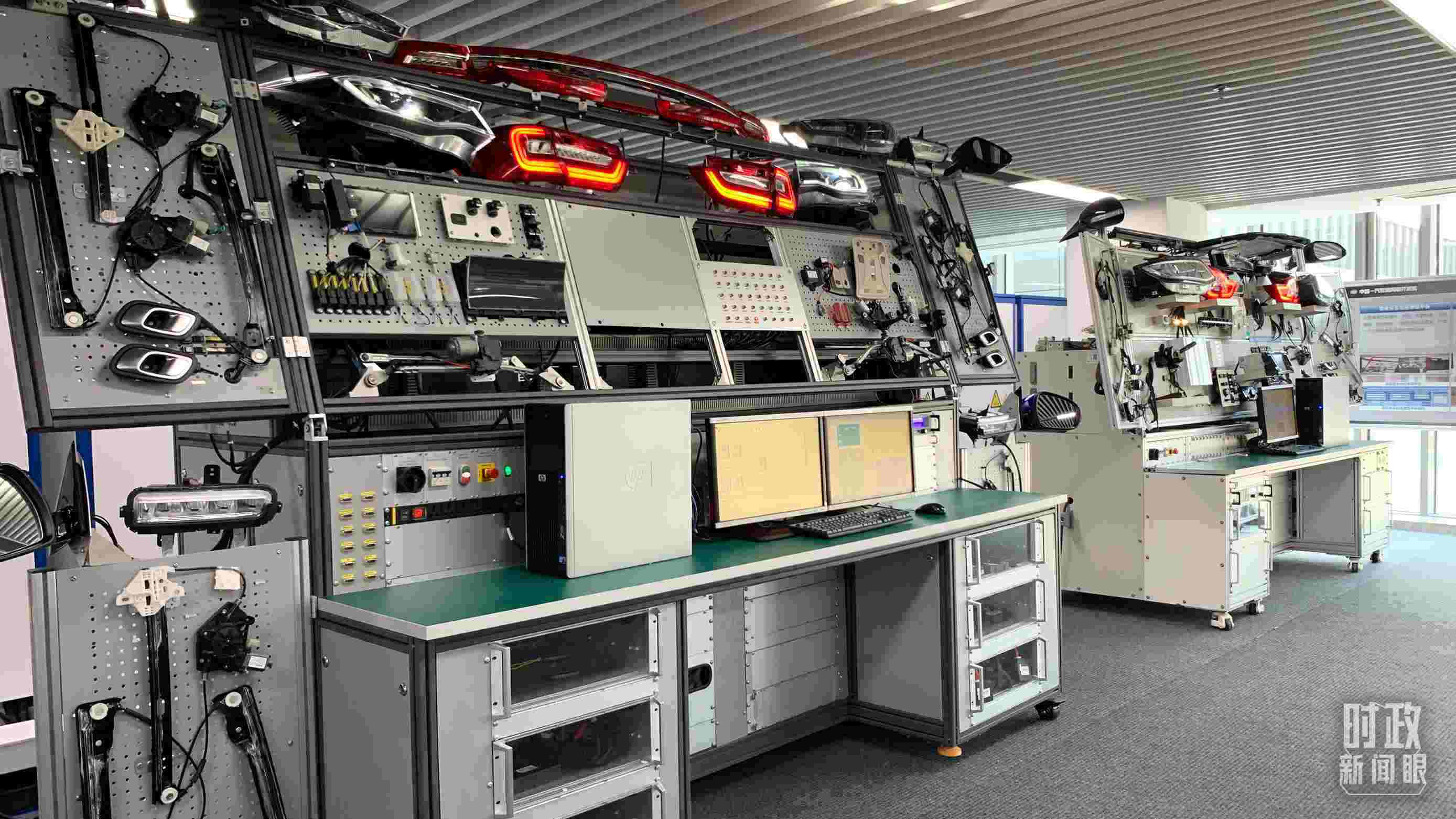 △吉林長春，一汽整車硬件測試實(shí)驗室。（總臺央視記者邢彬拍攝）