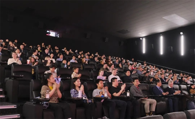 觀影現(xiàn)場。中國駐丹麥大使館供圖