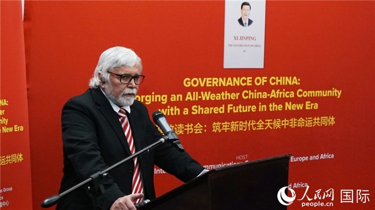 南部非洲科學(xué)、工程、技術(shù)、教育協(xié)會(huì)執(zhí)行副總裁楊煥嶺。人民網(wǎng) 劉暢攝