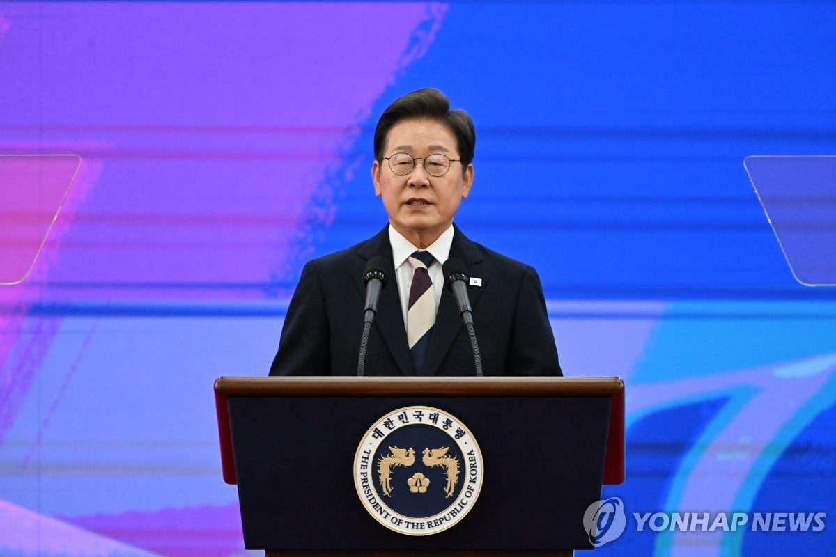 李在明4日上午在第21屆韓國總統(tǒng)就職宣誓儀式上宣誓就職。（圖片來源：韓聯(lián)社）